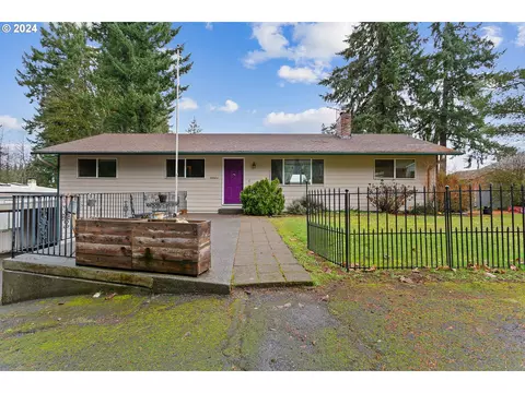 52664 NW Eastview Dr, Scappoose, OR 97056