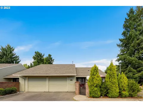 12905 SW King Richard Dr, Portland, OR 97224