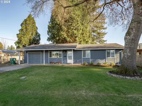 420 S Lincoln St, Newberg, OR 97132