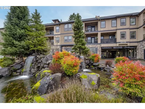 20512 SW Roy Rogers Rd #216, Sherwood, OR 97140
