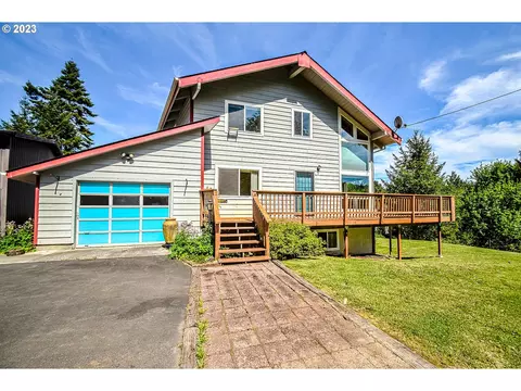 74438 Olson Rd, Clatskanie, OR 97016