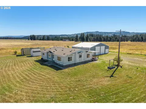 110 Lakeside Rd, Glenwood, WA 98619