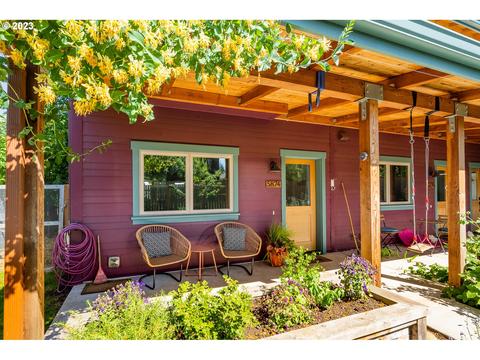 5874 NE Mason St #10, Portland, OR 97218