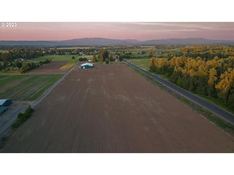 Undisclosed, Scio, OR 97374