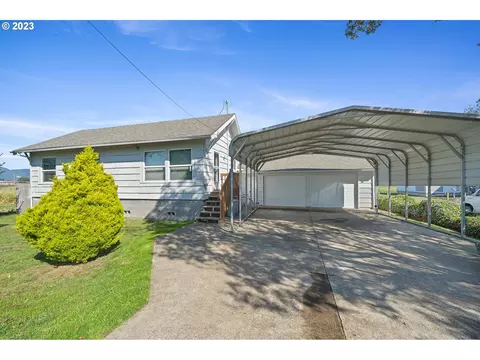 2450 Nielsen Rd, Tillamook, OR 97141
