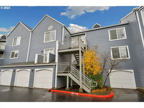 17516 NW Springville Rd #B16, Portland, OR 97229