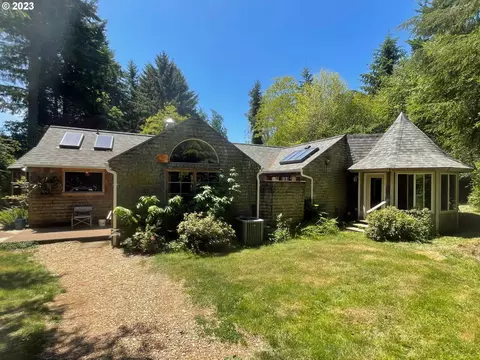 Undisclosed, Florence, OR 97439