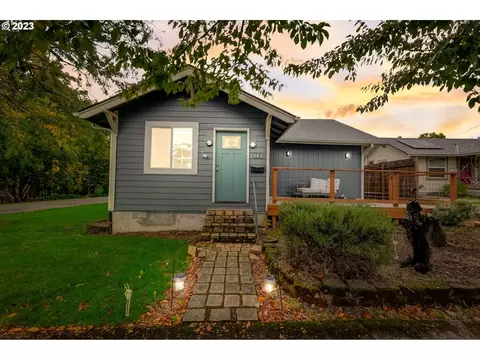 542 Willamette St, Oregon City, OR 97045