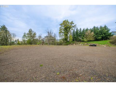 6700 Old Pacific Hwy #2, Kalama, WA 98625