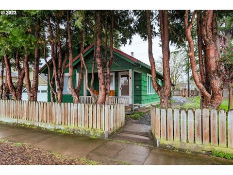 639 C St, Springfield, OR 97477