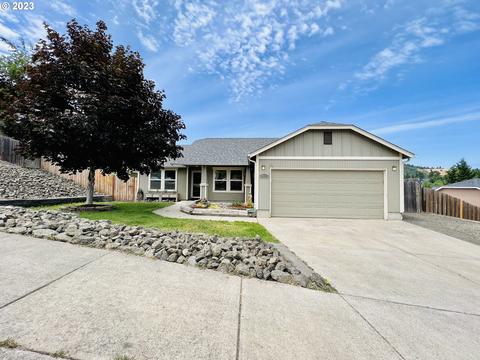 173 Grayson St, Roseburg, OR 97471
