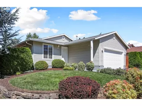 12973 Carmelita Pl, Oregon City, OR 97045