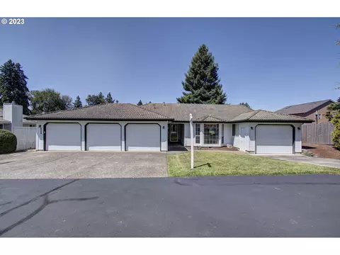 304 NW 95th Cir, Vancouver, WA 98665