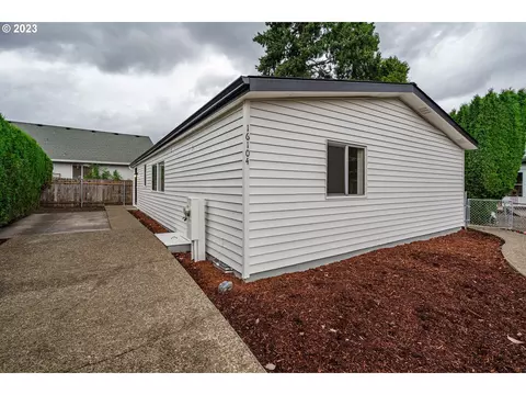 16104 NE 10th Cir, Vancouver, WA 98684