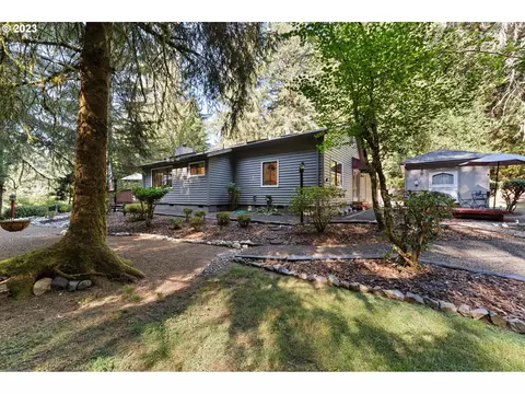 5908 Mercer Creek Dr, Florence, OR 97439