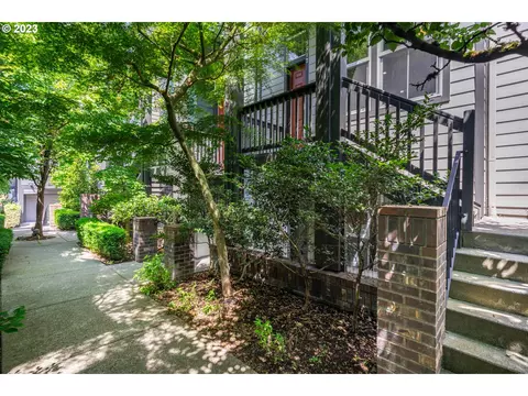 8817 SE 13th Ave, Portland, OR 97202