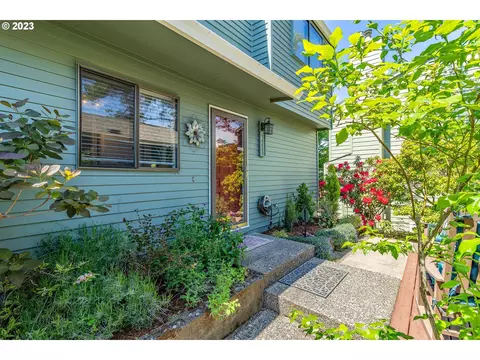 14655 SW 106th Ave, Portland, OR 97224