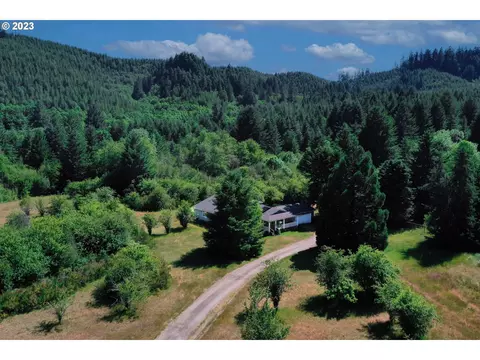 23494 Highway 36, Cheshire, OR 97419