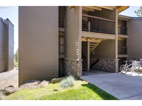 18575 SW Century Dr #811, Bend, OR 97702