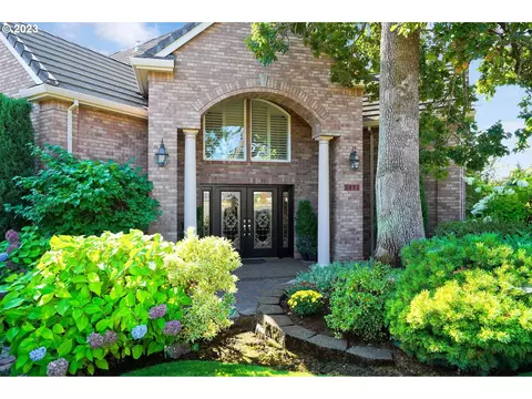 2054 Southampton Ct, Salem, OR 97302