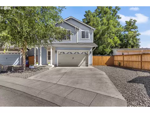 1811 Allea Dr, Eugene, OR 97404