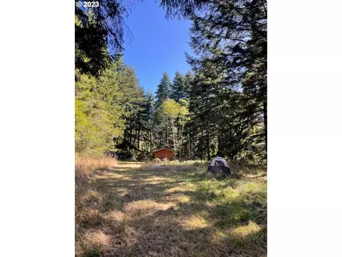 89798 Medohill Ln, Bandon, OR 97411