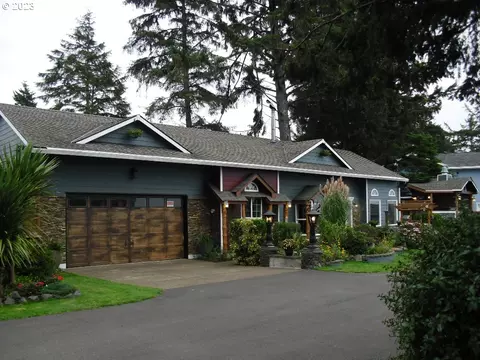 1425 Fircrest Ct, Waldport, OR 97394