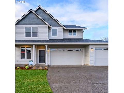 10248 SE Chief Obie Rd, Happy Valley, OR 97086