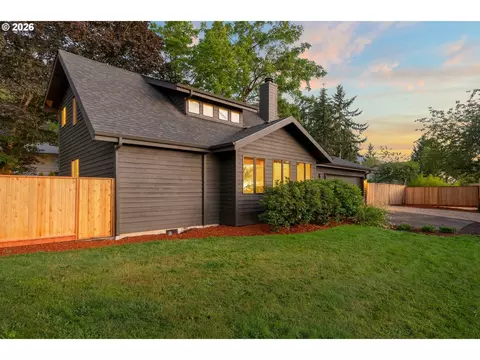 Exterior - 4411 Dillard Rd, Eugene, OR 97405 photo 2 of 13