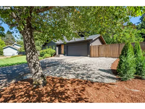 Exterior - 4411 Dillard Rd, Eugene, OR 97405 photo 13 of 13