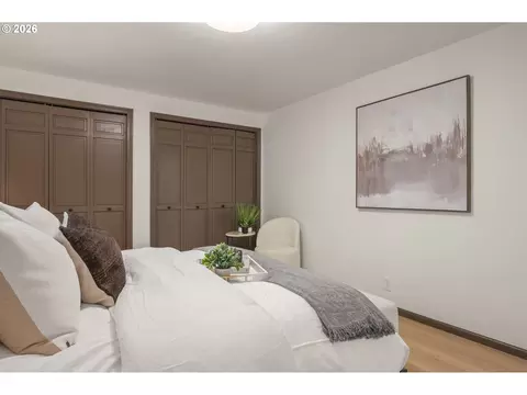 Bedroom - 4411 Dillard Rd, Eugene, OR 97405 photo 2 of 5