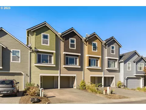 21807 NE Heartwood Cir, Fairview, OR 97024