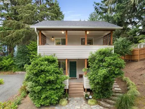 579 Antler Rd, Cannon Beach, OR 97110