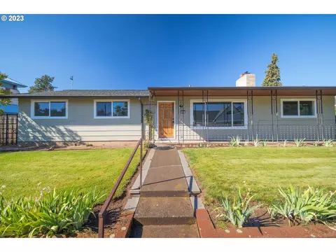 307 W Broadway St, Goldendale, WA 98620