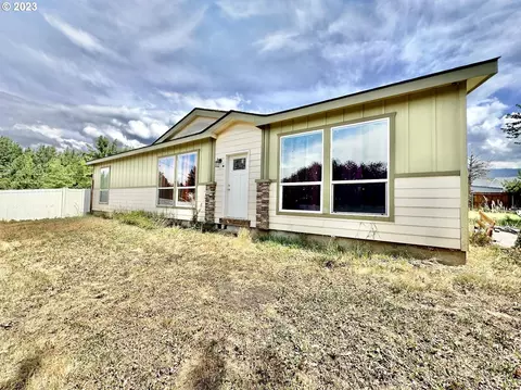 1203 Antles Ln, Cove, OR 97824