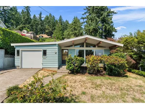 201 SW Bancroft St, Portland, OR 97239