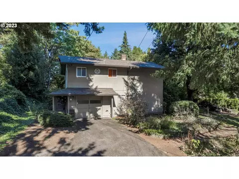 9615 SW Omara St, Tigard, OR 97223