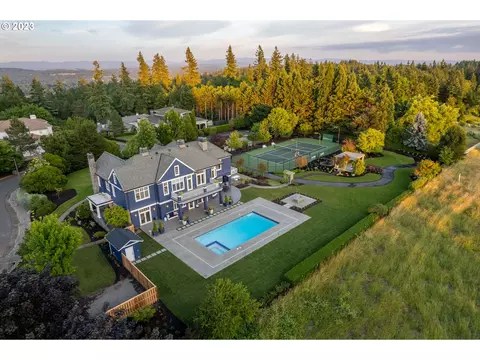 1120 Crestline Ct, Lake Oswego, OR 97034