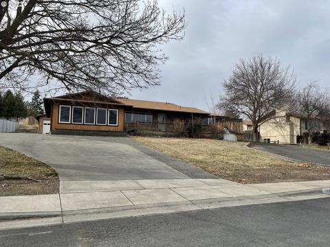 1848 SW Athens Way, Pendleton, OR 97801 photo 1