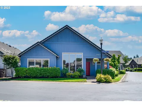 2002 Lake Shore Dr, Eugene, OR 97408