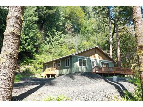 95605 Collver Ln, Coos Bay, OR 97420