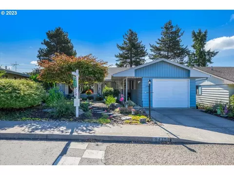 15440 SW Royalty Pkwy, King City, OR 97224