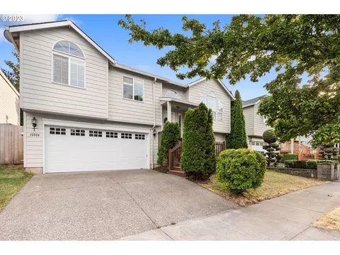 15524 NE Alton St, Portland, OR 97230