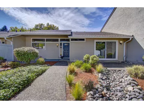 28656 SW Ash Meadows Blvd #24, Wilsonville, OR 97070