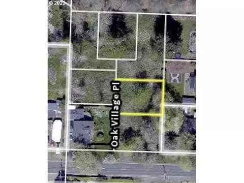 4343 Oak Village Pl, Eugene, OR 97404