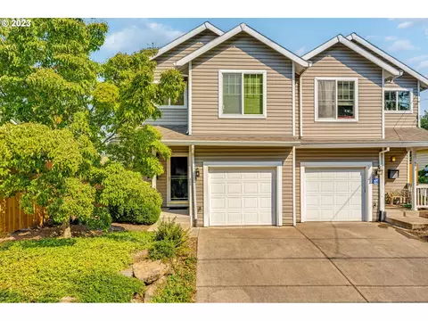525 NE Fremont St, Portland, OR 97212