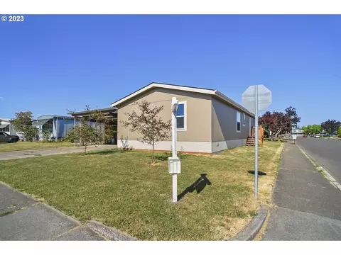 604 NW Hickory St, Mcminnville, OR 97128