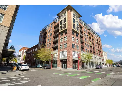 411 NW Flanders St #608, Portland, OR 97209