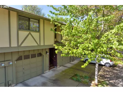 1361 City View St, Eugene, OR 97402 photo 1