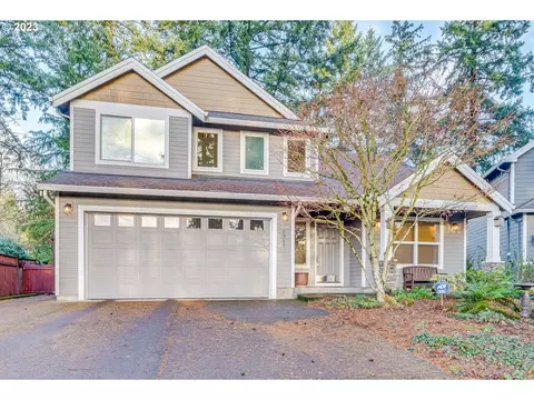 5865 Bird Song Way, Gladstone, OR 97027